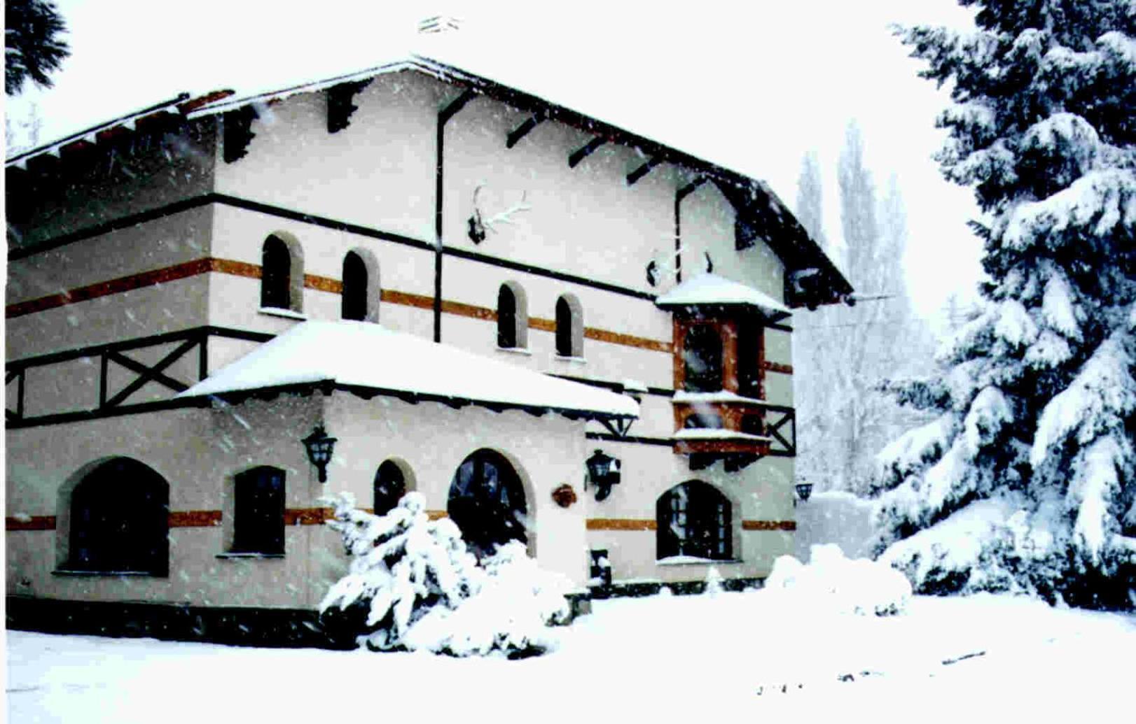 Hosteria La Posta Del Cazador San Martín de los Andes Exterior foto