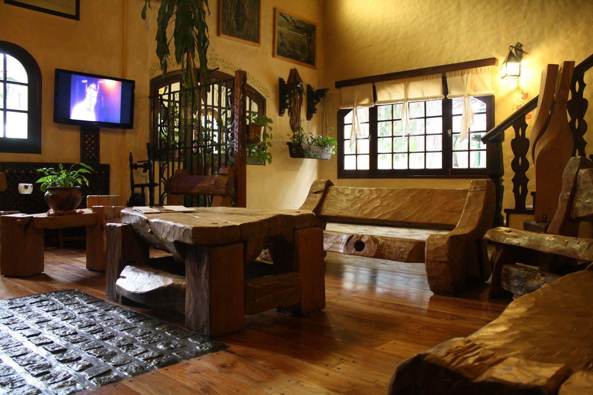 Hosteria La Posta Del Cazador San Martín de los Andes Exterior foto